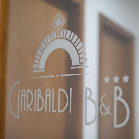 Garibaldi R&B Panzió Messina Kültér fotó